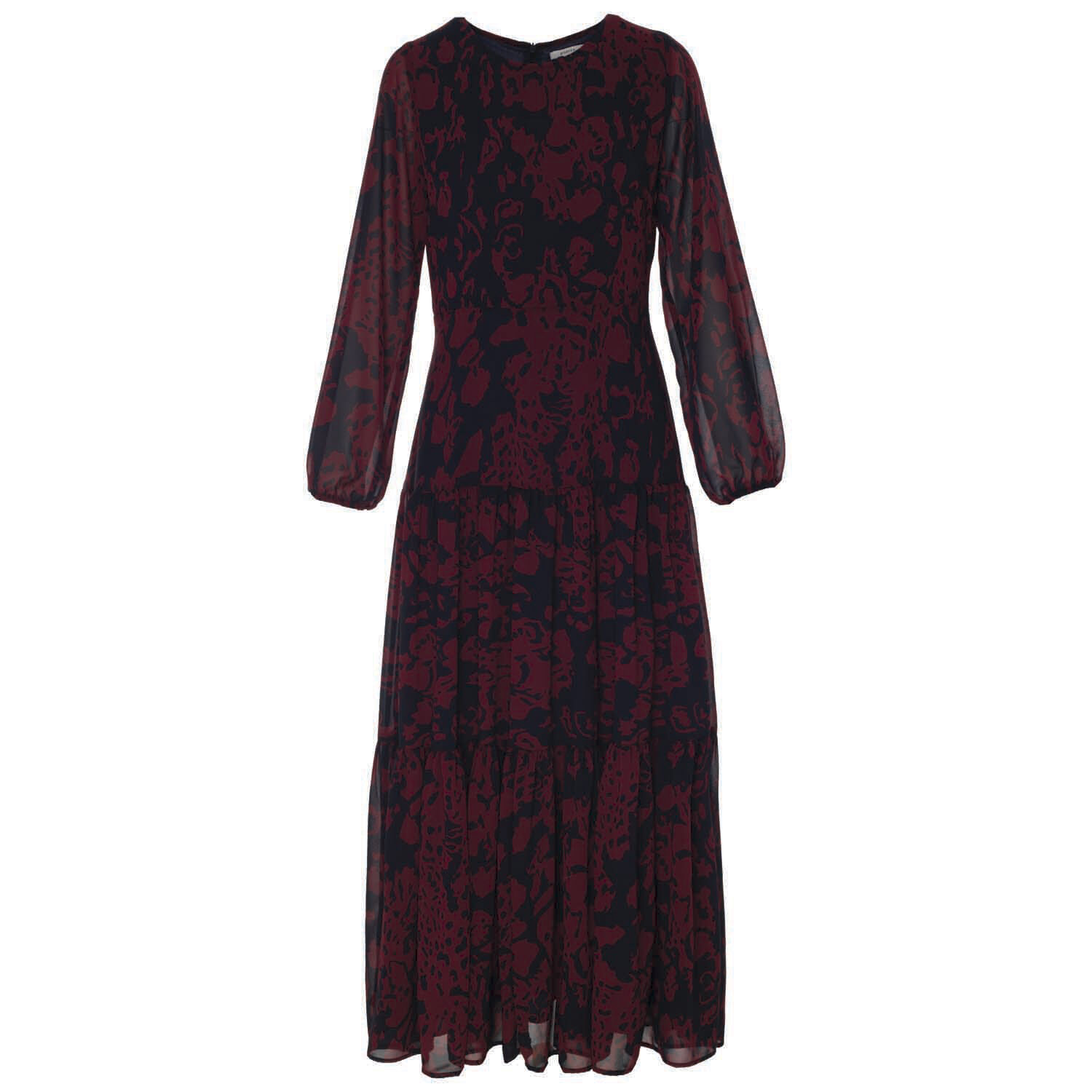 maxi clothing store